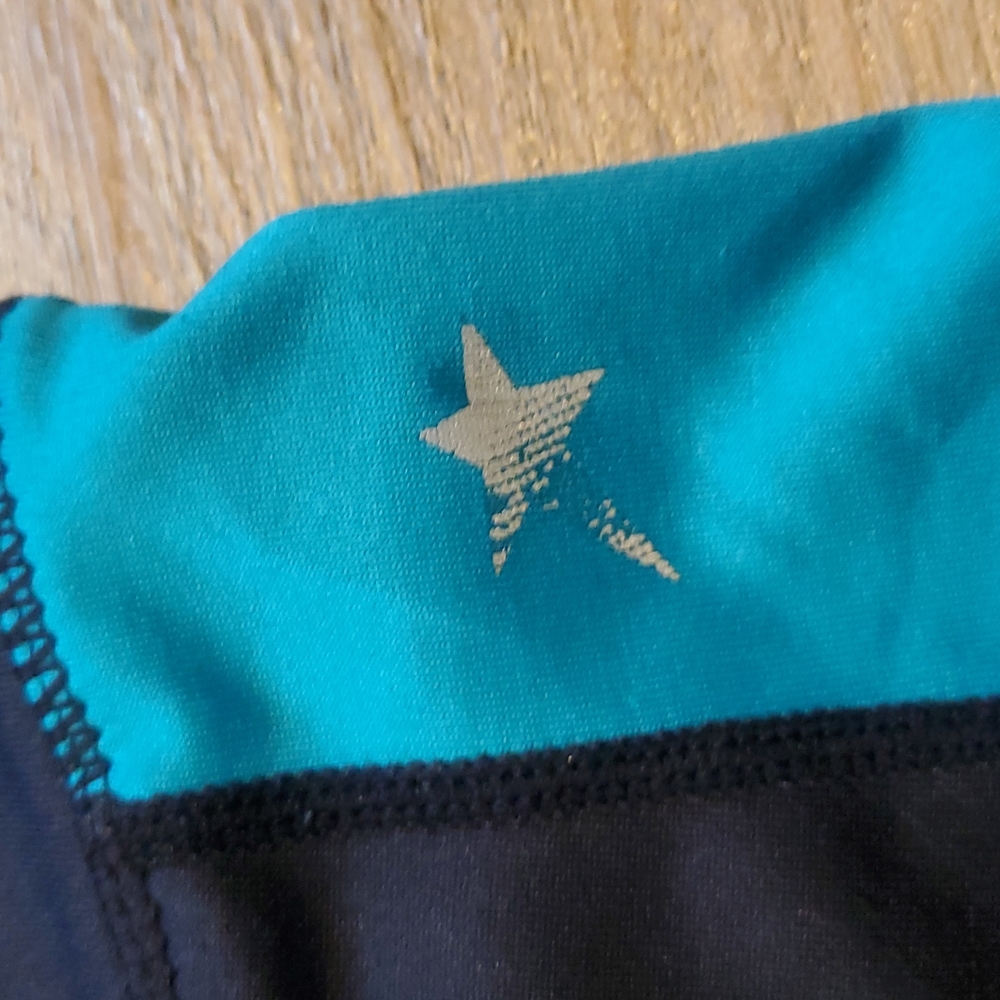 Yoga Capri - Picture 3 of 5
